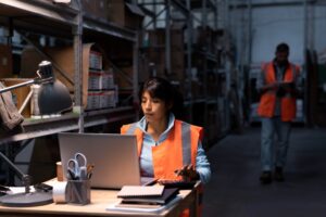 How to Reduce Supply Chain Costs Without Sacrificing Service